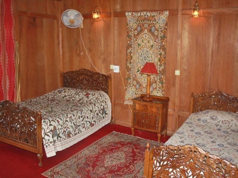 Akbar Group Of Heritage Houseboats Nagin Bagh Exterior foto