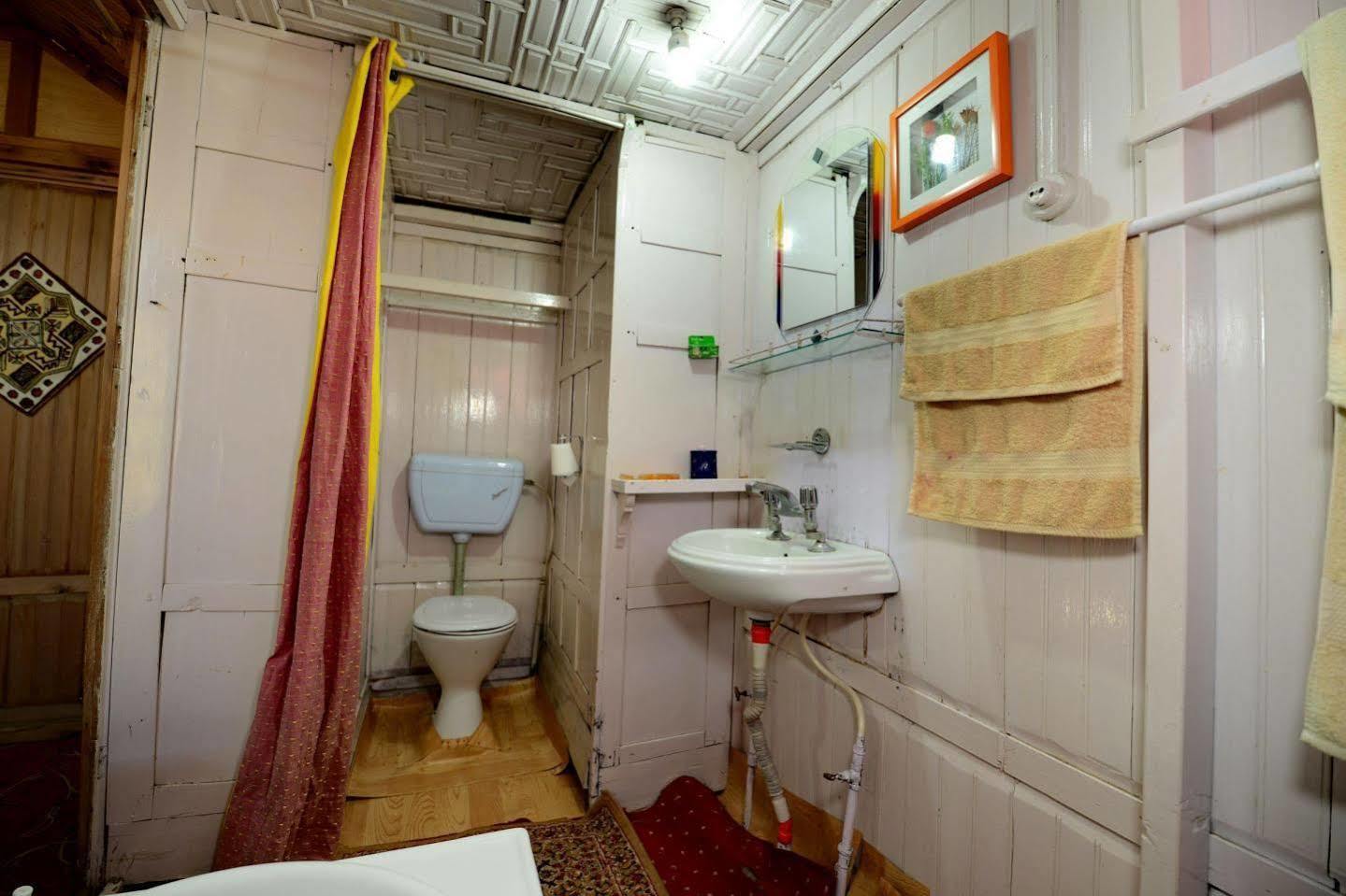 Akbar Group Of Heritage Houseboats Nagin Bagh Exterior foto